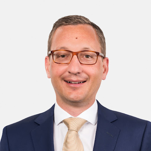 Hess Advokatur AG - Anwalt