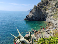 Zdjęcie Marina di Corniglia z powierzchnią niebieska czysta woda