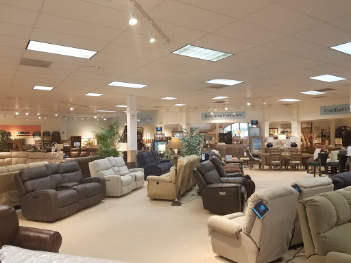 Furniture Store «Moss Creek Village Furniture», reviews and photos, 1569 Fording Island Rd, Hilton Head Island, SC 29926, USA
