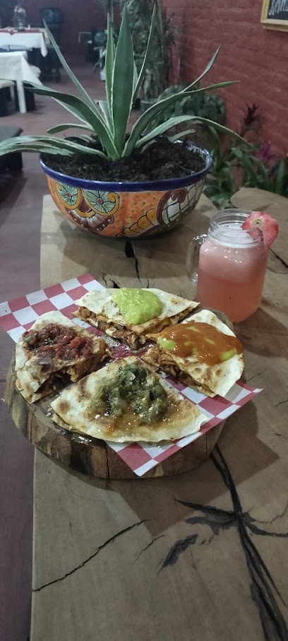 LOS MEZQUITES TACOS AL PASTOR