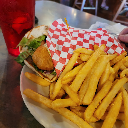 Bar & Grill «Reel Cafe», reviews and photos, 100 S Front St, Wilmington, NC 28401, USA