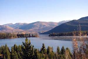 Shadow Mountain Lake image