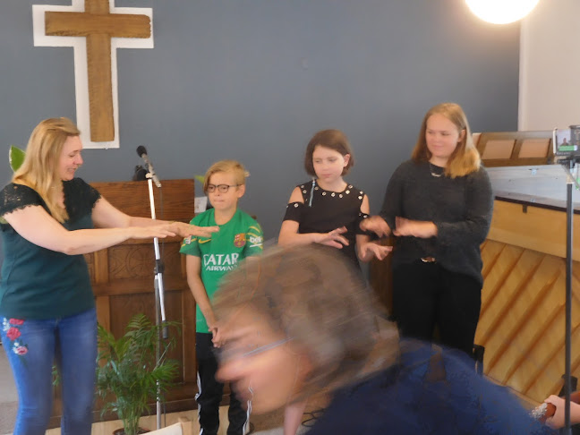 Kommentarer og anmeldelser af Give Baptistkirke