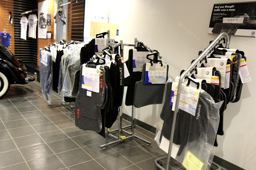 Volkswagen Dealer «Capitol Volkswagen», reviews and photos, 911 Capitol Expressway Auto Mall A, San Jose, CA 95136, USA