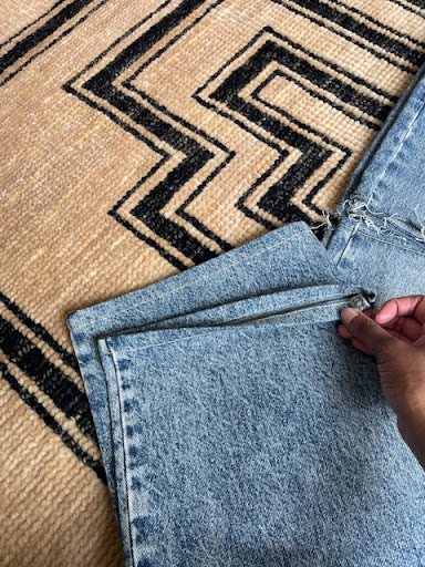 Dry Cleaner «ZIPS Dry Cleaners», reviews and photos, 4418 Connecticut Ave NW, Washington, DC 20008, USA