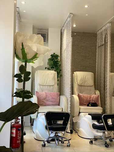 Reviews of Nail Emporium in London - Beauty salon