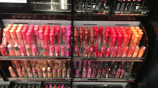 Cosmetics Store «NYX Professional Makeup Store», reviews and photos, 41 Union Square W, New York, NY 10003, USA