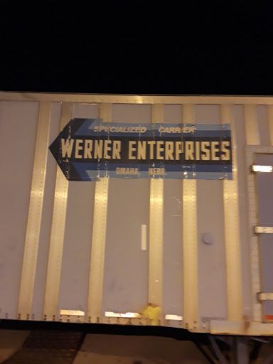 Trucking Company «Werner Enterprises, Inc.», reviews and photos, 8701 Peterbilt Ave, Dallas, TX 75241, USA