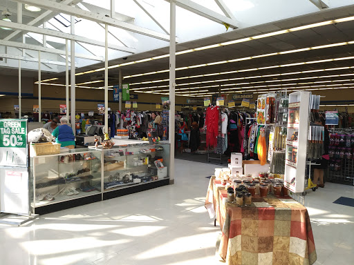 Thrift Store «72nd Street Goodwill», reviews and photos, 1415 E 72nd St, Tacoma, WA 98404, USA