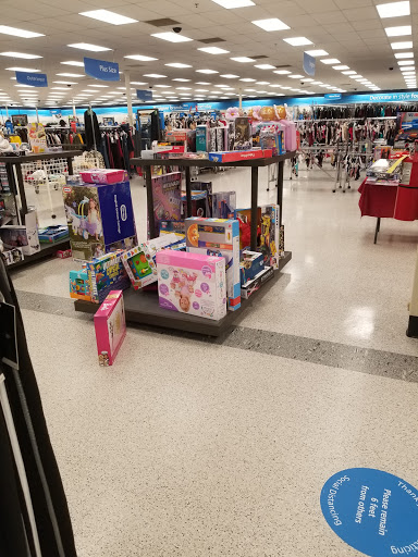 Clothing Store «Ross Dress for Less», reviews and photos, 849 Dawsonville Hwy, Gainesville, GA 30501, USA