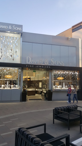 Diamond Dealer «David & Sons Fine Jewelers», reviews and photos, 4485 La Jolla Village Dr F4, San Diego, CA 92122, USA