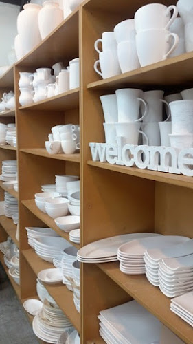 Keriblue Ceramics - Paint store