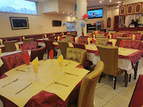Atmosphère du Restaurant indien New Maharaja Grill à Saint-Denis - n°13