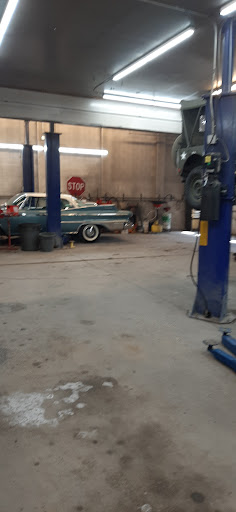 Auto Repair Shop «Lichina Auto & Truck Repair», reviews and photos, 115 S Park St, Woodland Park, CO 80863, USA