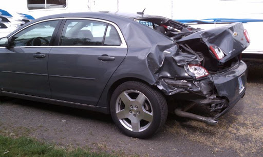 RV Repair Shop «Lafayette Auto Body & RV Repair», reviews and photos, 204 3rd St, Lafayette, OR 97127, USA