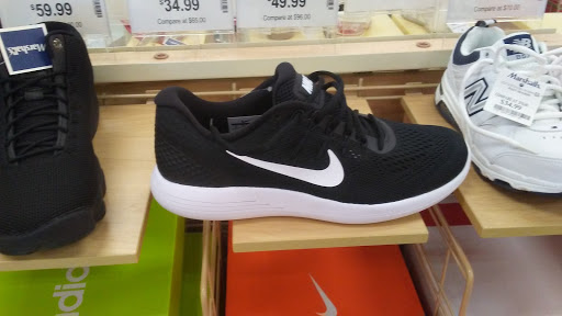 Department Store «Marshalls», reviews and photos, 5220 Jimmy Lee Smith Pkwy, Hiram, GA 30141, USA