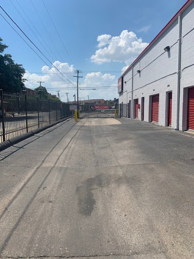 Self-Storage Facility «Simply Self Storage - Northwest Highway/Love Field», reviews and photos, 9450 Hargrove Dr, Dallas, TX 75220, USA