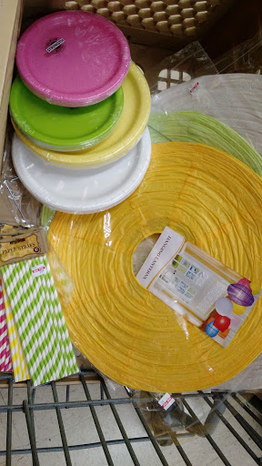 Party Store «Under the Big Top Party Store», reviews and photos, 5121 College Oak Dr, Sacramento, CA 95841, USA