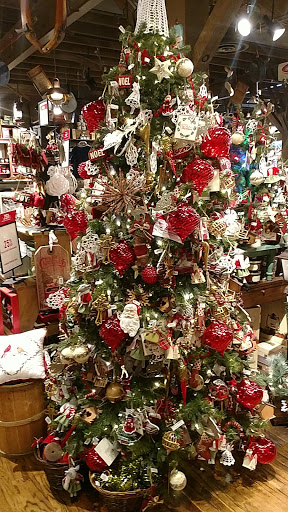 American Restaurant «Cracker Barrel Old Country Store», reviews and photos, 1824 W Lucas St, Florence, SC 29501, USA