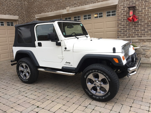 Auto Repair Shop «Revive Auto Body & Repair», reviews and photos, 1024 Lunt Ave, Schaumburg, IL 60193, USA