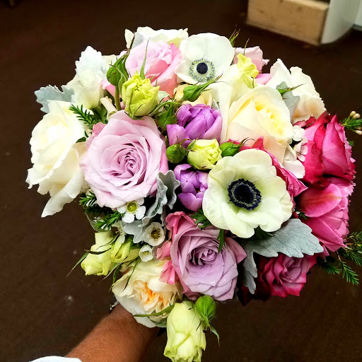 Florist «Point Loma Village Florist», reviews and photos, 3020 Cañon St, San Diego, CA 92106, USA