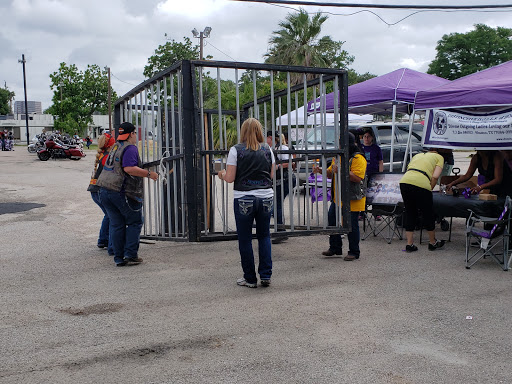 Bar «Firehouse Saloon and Badlands Radio», reviews and photos, 5930 Southwest Fwy, Houston, TX 77057, USA