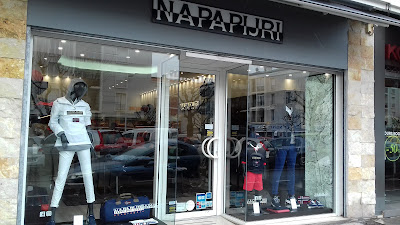 NAPAPIJRI à Royan