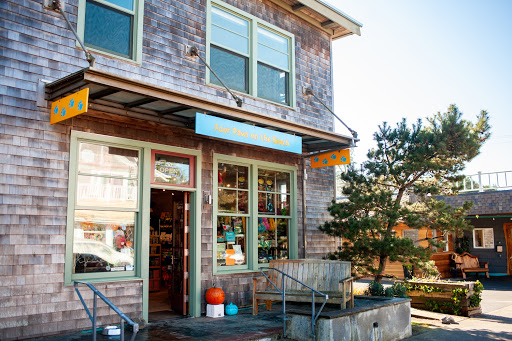 Pet Store «Four Paws on the Beach», reviews and photos, 144 Laneda Ave, Manzanita, OR 97130, USA