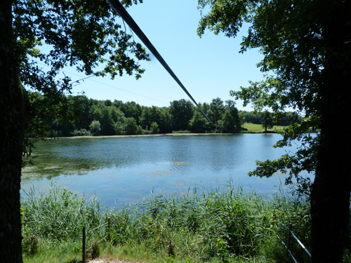 Photos du propriétaire Village de vacances Arbres et Sens Aventures 01370 Val-Revermont