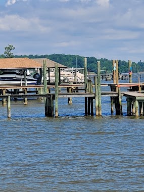 Jamestown Ferry