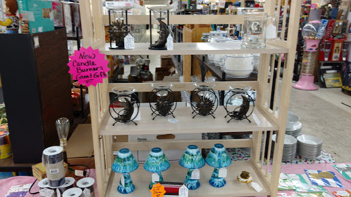 Antique Store «Collectamania», reviews and photos, 3200 Delaware Ave, Des Moines, IA 50313, USA