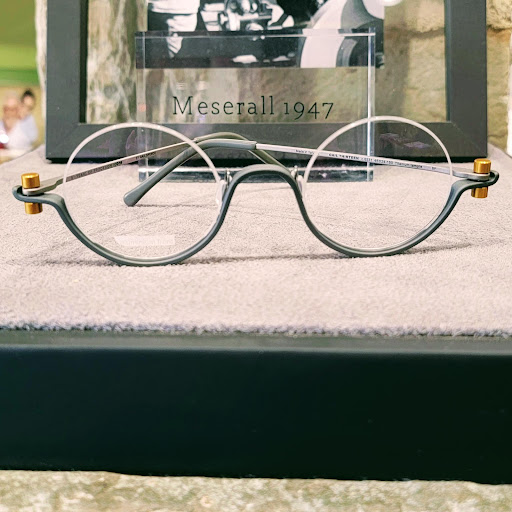 Optician «Meserall Vision & Hearing», reviews and photos, 206 Kings Hwy E, Haddonfield, NJ 08033, USA