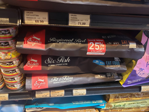 Pet Store «Pet Valu», reviews and photos, 10730 Iron Bridge Rd, Chester, VA 23831, USA