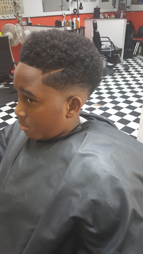 Barber Shop «New Cuts Barber Shop», reviews and photos, 2800 E Illinois Ave, Dallas, TX 75216, USA