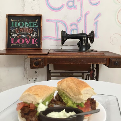Café Dalí - Cafetería
