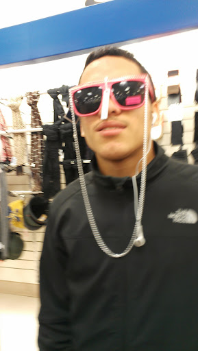 Department Store «Marshalls», reviews and photos, 282 New Britain Ave #18, Plainville, CT 06062, USA