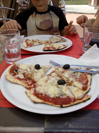 Pizza du Restaurant Le Cabanon à Millau - n°4