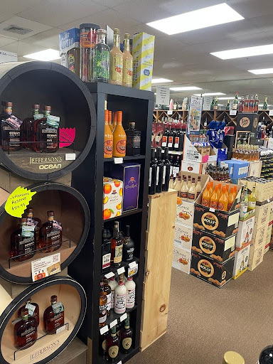 Wine Store «Port To Port Wines & Spirits», reviews and photos, 395 Fort Salonga Rd, Northport, NY 11768, USA