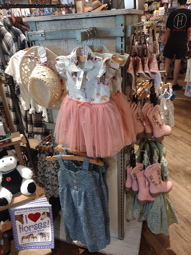 American Restaurant «Cracker Barrel Old Country Store», reviews and photos, 13561 SW 17th Ct, Ocala, FL 34473, USA