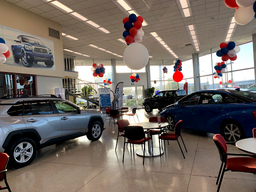 Used Car Dealer «Stevens Creek Toyota Certified Used Cars», reviews and photos, 380 Kiely Blvd, San Jose, CA 95129, USA