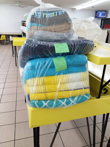 Laundromat «Laundry Tyme», reviews and photos, 104 Blue Star Hwy, Douglas, MI 49406, USA