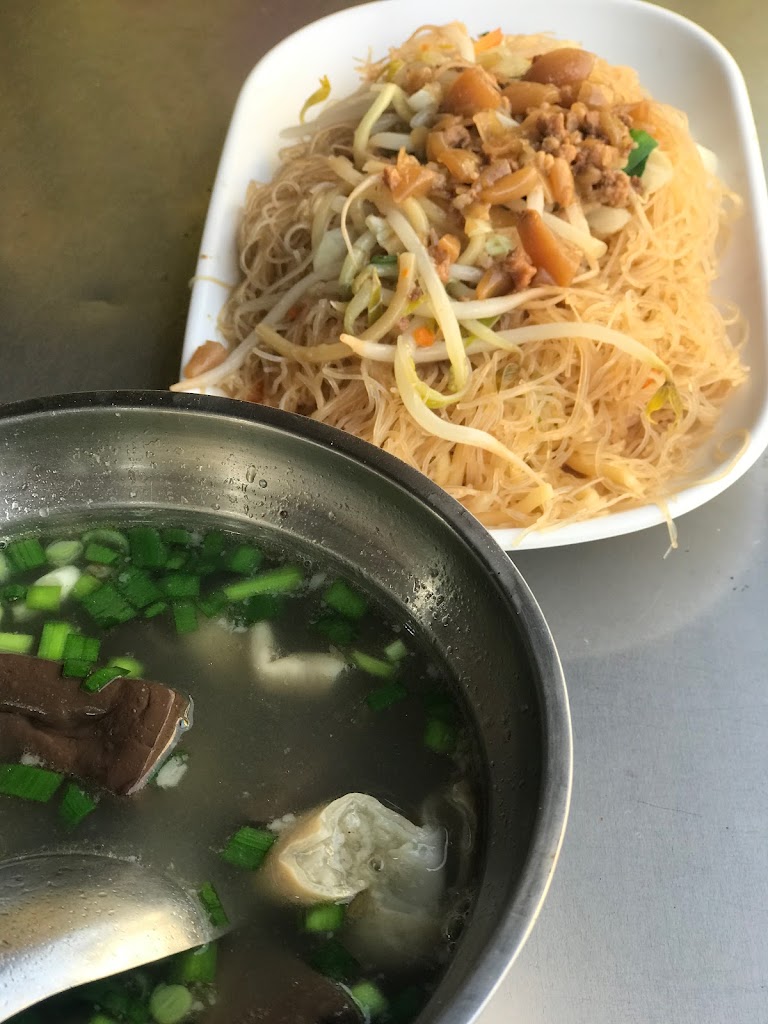 舊城傳統美食(城隍廟旁) 的照片