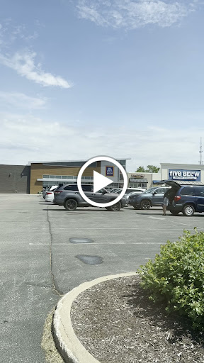 Shoe Store «Shoe Carnival», reviews and photos, 180 Collins Rd NE, Cedar Rapids, IA 52402, USA