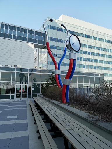 McGill University Health Centre Glen Site (MUHC)