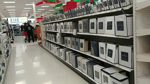 Department Store «Target», reviews and photos, 81 Taunton Depot Dr, Taunton, MA 02780, USA