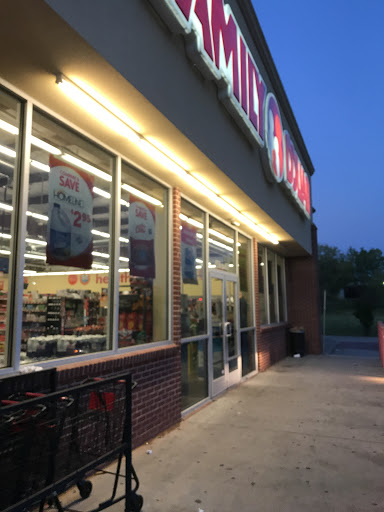 Dollar Store «FAMILY DOLLAR», reviews and photos, 2401 Finley Rd Suite 180, Irving, TX 75062, USA