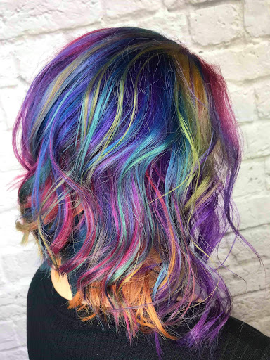 Beauty Salon «Columbia Gorge Salon & Spa», reviews and photos, 205 E Historic Columbia River Hwy, Troutdale, OR 97060, USA