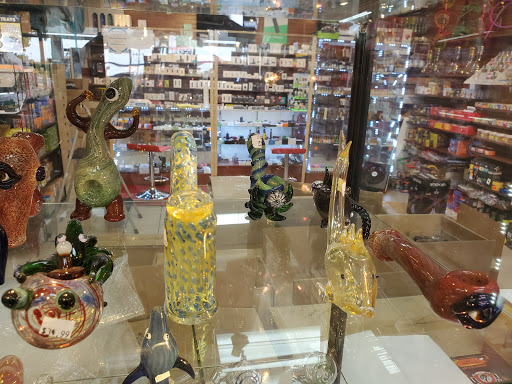 Tobacco Shop «American Smoke & Vape», reviews and photos, 217 E Army Trail Rd, Glendale Heights, IL 60139, USA