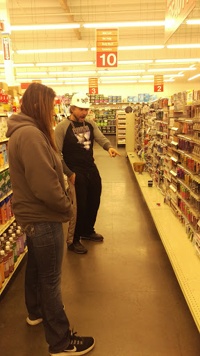 Bi-Mart Membership Discount Stores