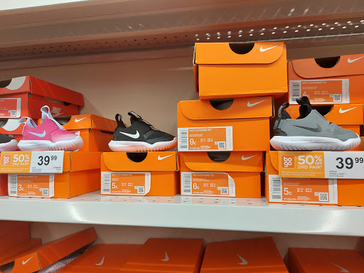 Shoe Store «Rack Room Shoes», reviews and photos, 820 W Stacy Rd #318, Allen, TX 75013, USA